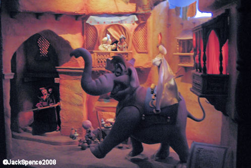 Le Passagé Enchant' d' Aladdin Adventureland Disneyland Paris