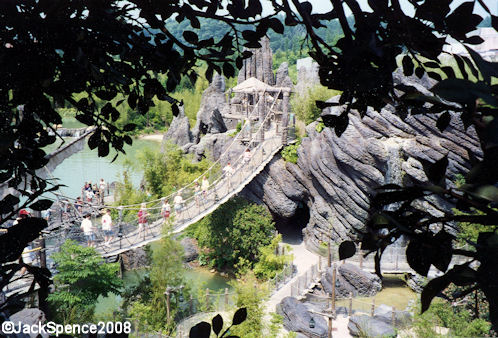 Disneyland Paris, Skull Rock