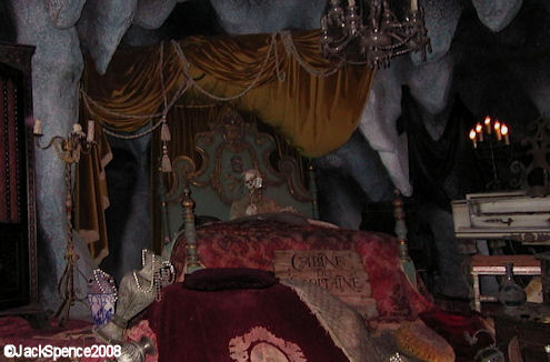 Disneyland Paris Adventureland Pirates of the Caribbean
