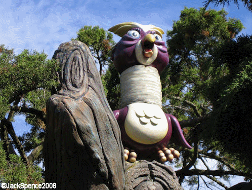 Disneyland Paris Fantasyland Alice's Curious Labyrinth