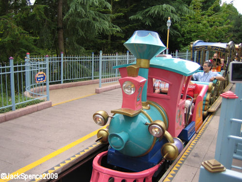 Disneyland Paris Fantasyland Casey Jr.
