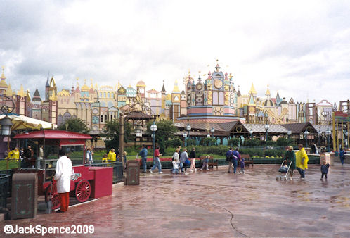 Disneyland Paris it's a small world