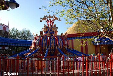 Dumbo Attraction