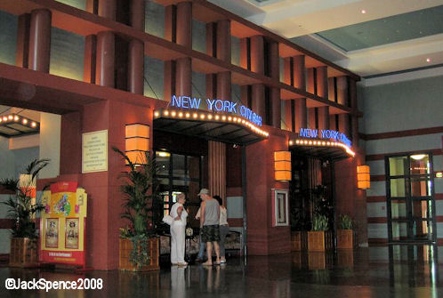 Hotel New York at Disneyland Paris