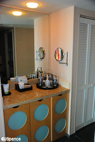 Dolphin Guest Room