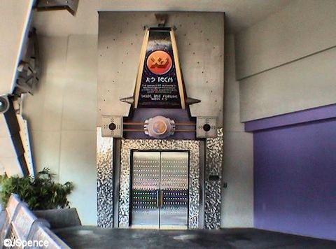 Alien Encounter Entrance