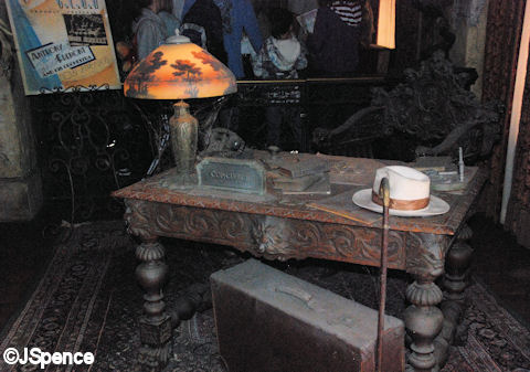 Concierge Desk