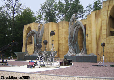 Walt Disney Studios Park Paris Production Courtyard Studio Tram Tour&reg;: Behind the Magic