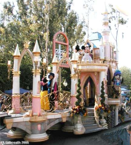 Mickey Minnie and Castle End Float
