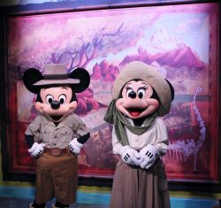 Adventurers Outpost Mickey and Minnie