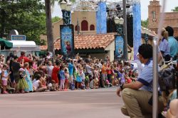 Frozen Summer Fun Royal Welcome Parade
