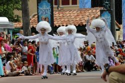 Frozen Summer Fun Royal Welcome Parade