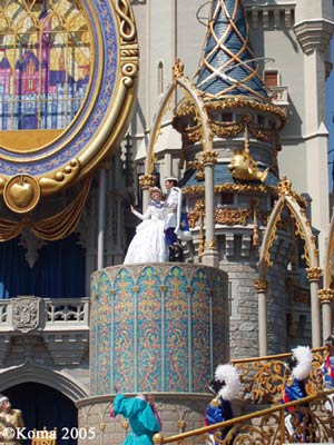Cinderella & Prince Wave to Public