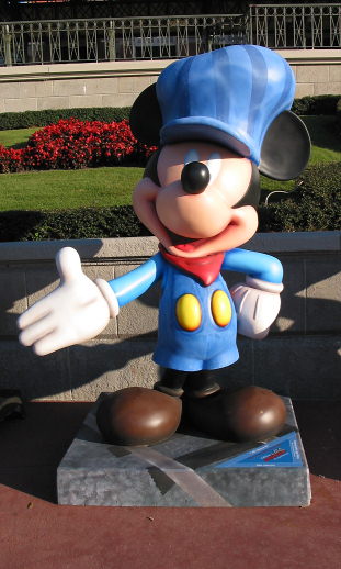 All Aboard - Ollie Johnston - MIckey Statute