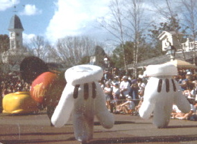 Mickey Mania '96 Gloves